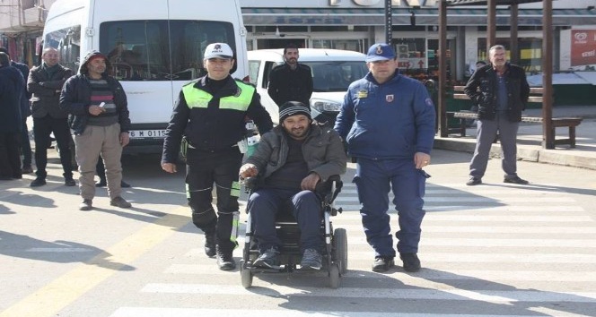 Tuzluca’da "Öncelik Hayatın, Öncelik Yayanın” etkinliği düzenlendi