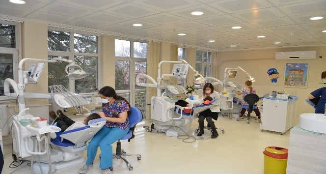 Uşak Diş Hekimliği Fakültesi ADEE üyeliğine kabul edildi