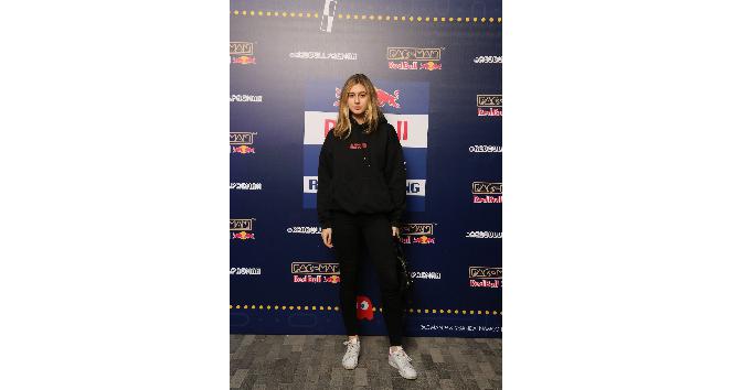 Sevilen isimler Red Bull Pac-Man Partisi’ndeydi