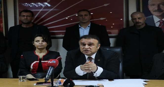 Karataş Belediye Başkanı Ünal CHP’den istifa edip, MHP’ye geçti