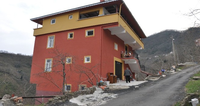 İlk defa hırsızın girdiği köyün hırsızlık zanlılarına ceza yağdı