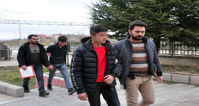 Liseliler arasında çıkan kavgada 1 tutuklama