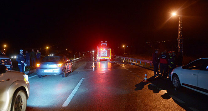 Sinop&#039;ta iki minibüs çarpıştı: 13 yaralı