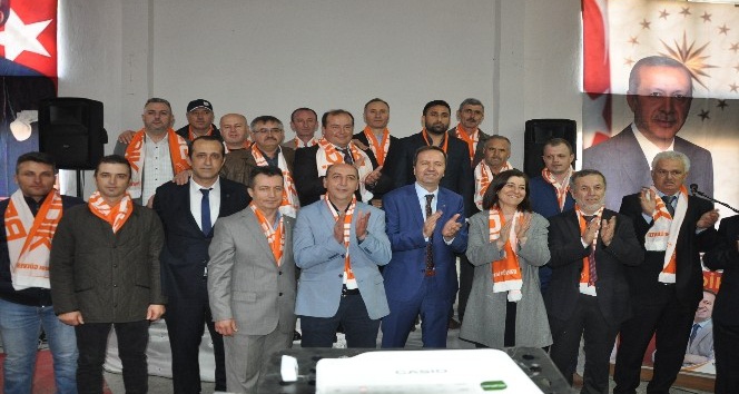AK Parti Beyendik Belediye Başkan Adayı Gülver, projelerini tanıttı