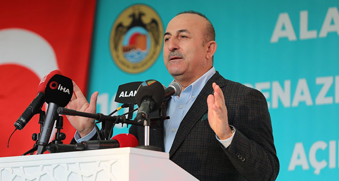 Bakan Çavuşoğlu: &#039;Bizim ittifakımız sırtını Kandil’e dayayanlarla değildir&#039;