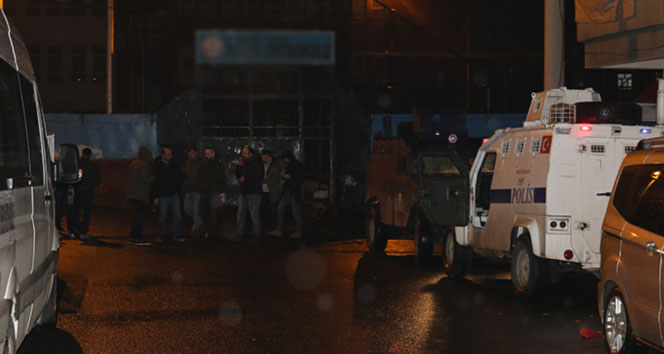Diyarbakır’da silahlı kavga: 1’i ağır 3 yaralı