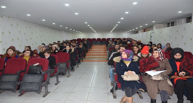 Aday öğretmenlere davullu zurnalı seminer