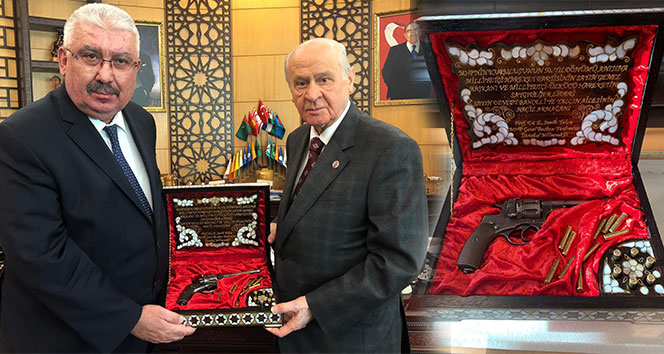 MHP liderine 121 yıllık hediye