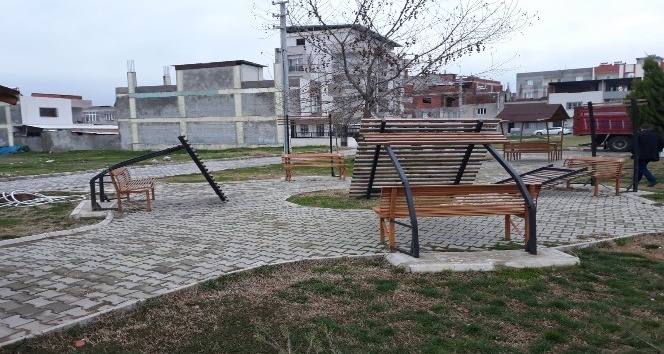 Hocalı Şehitleri Parkı saldırganların hedefi oldu