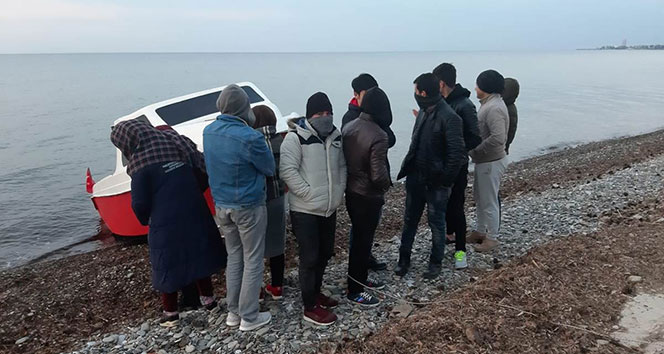 Balıkesir&#039;de 17 mülteci yakaladı