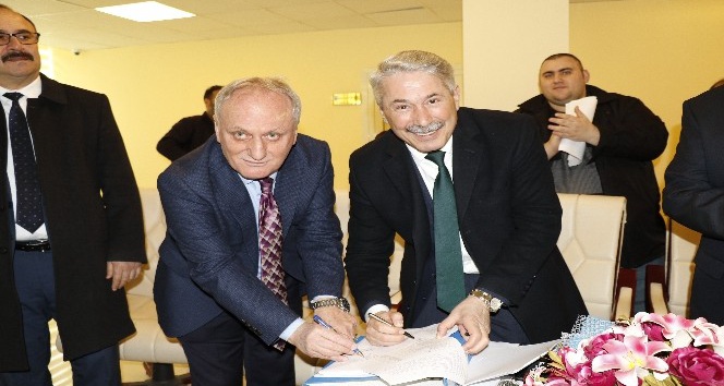 Kozlu Belediyesi DİSK ile toplu iş sözleşmesi imzaladı