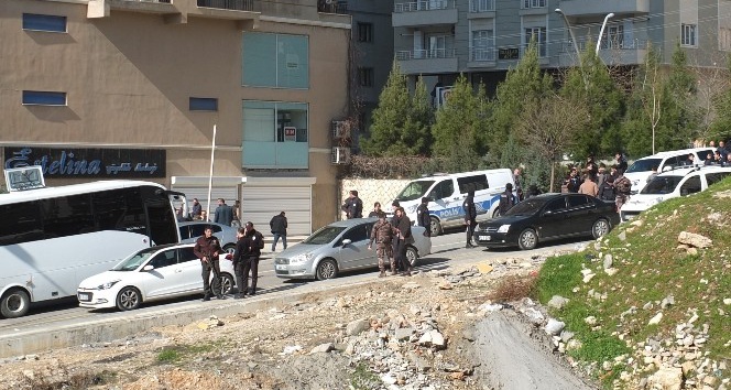 Mardin’de akrabalar arasında silahlı kavga: 2 yaralı