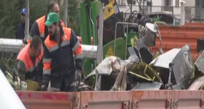 Çekmeköy’de düşen askeri helikopterin enkazı kaldırıldı