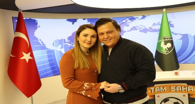 Canlı yayında ’evlilik teklifi’ heyecanı