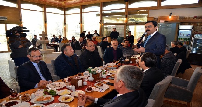 Belediye Başkanı Bahçeci: “Eleştiriler değil insanların kafalarındaki kalıplaşmış duvarlar yoruyor”