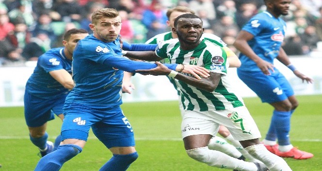 Spor Toto Süper Lig: Bursaspor: 0 - Çaykur Rizespor: 1 (İlk Yarı) İhlas ...