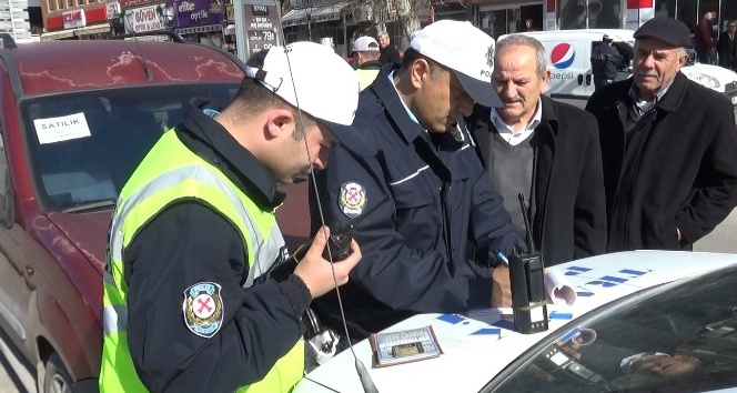 Sürücülere 1 saatte 8 bin 55 TL ceza