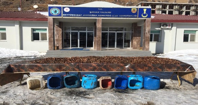 Beytüşşebap’ta teröristlere ait mühimmat ele geçirildi