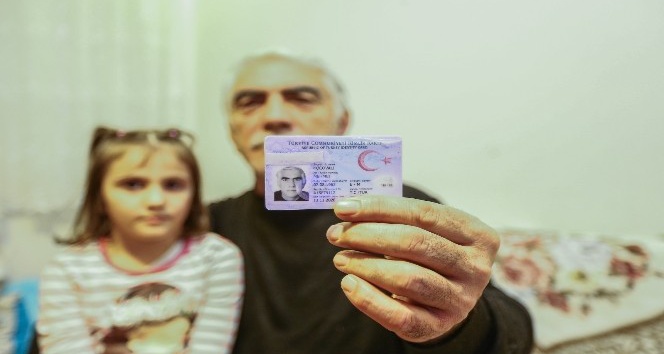 Diziden etkilenip soyadlarını değiştirdiler