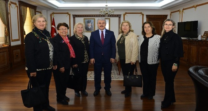 Vali İbrahim Akın: "Kırşehir’de Yardımsevenler Derneği itinalı çalışmalar yapıyor"