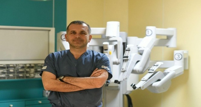 Prof. Dr. Turna: "Prostat ve böbrek kanseri uzmanlık gerektiriyor"