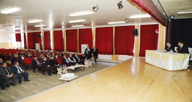 Kurşunlu’da Muhtarlar Toplantısı