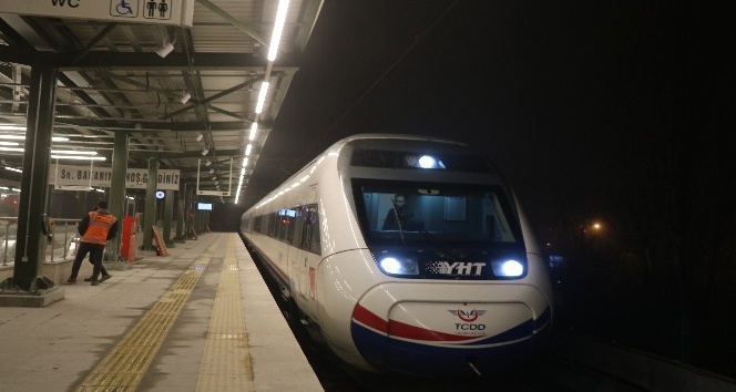 Yüksek hızlı tren ilk defa Avrupa Yakasına geçti