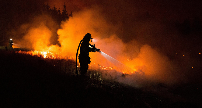 Şili orman yangınlarıyla savaşıyor