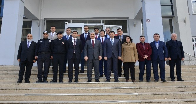 Vali Akın, Kaman ilçe yatırımlarını yerinde inceledi