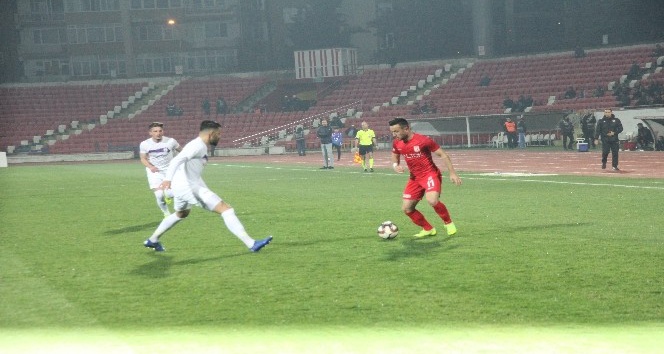 Spor Toto 1. Lig: Balıkesirspor Baltok: 2 - Afjet Afyonspor: 1