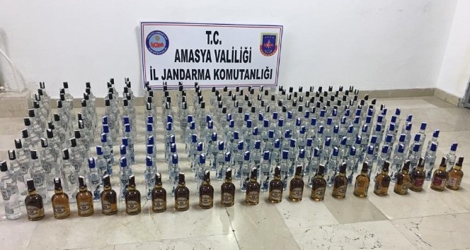 Amasya merkezli kaçak içki operasyonunda 18 tutuklama