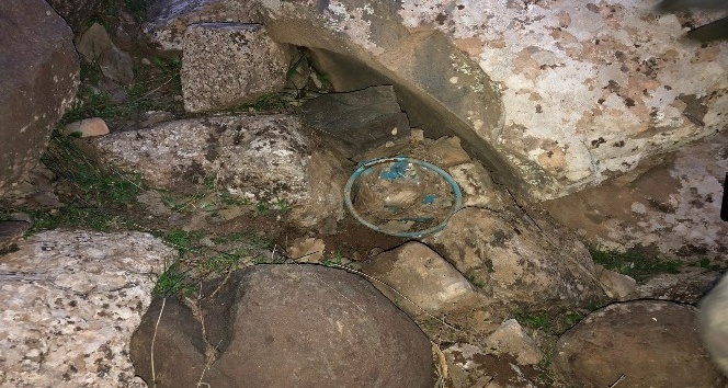 Teröristlerin tuzakladığı bomba bulunarak imha edildi