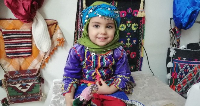 (Özel) Yörük bebekler, barbi bebeklere karşı