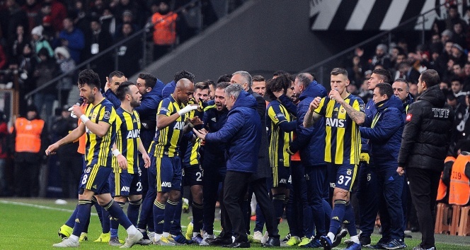 Fenerbahçe ikinci yarıda açıldı