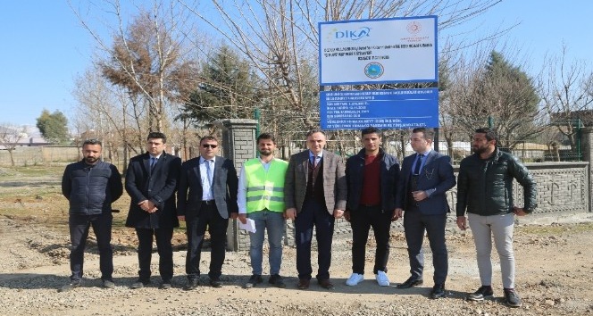 Silopi Belediyesinden Cumhuriyet Mahallesine park