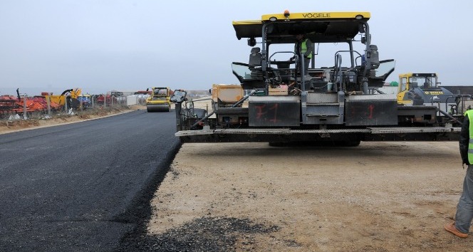 Belediye, Kılıçözü Sanayii Sitesi asfalt serimine başladı