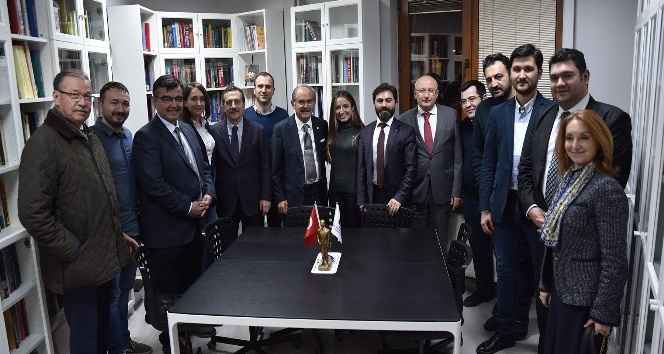 Başkan Ataç Makina Ve İnşaat Mühendisleri Odalarına ziyaret