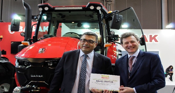 "En çekici traktör dizaynı” ödülü Başak Traktör’e