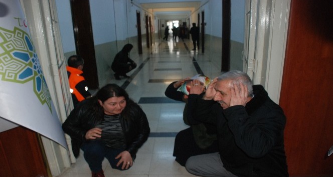Deprem tatbikatını gerçek sandılar