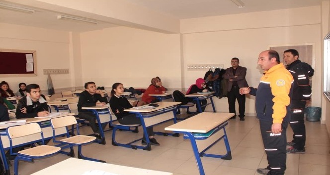 AFAD’dan öğrencilere eğitim