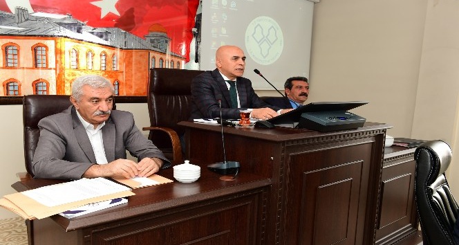 Ali Korkut, son mecliste konuştu: "Hazır bir belediye bırakıyorum"