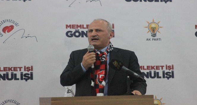 Bakan Turhan; “Biz beraber olduğumuz sürece kimse Türk milletine racon kesemez kural koyamaz”