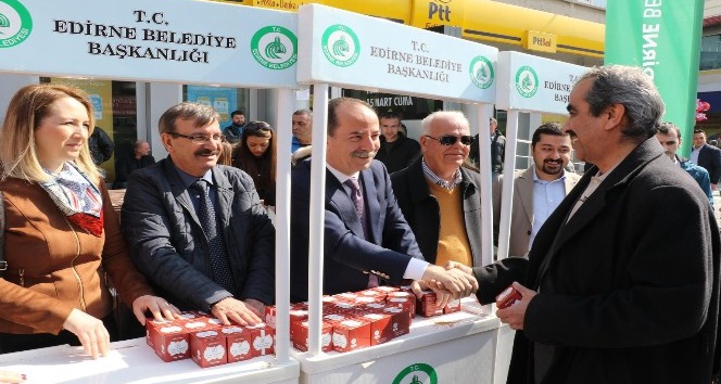 Edirne’de 10 bin kutu kandil simidi dağıtıldı