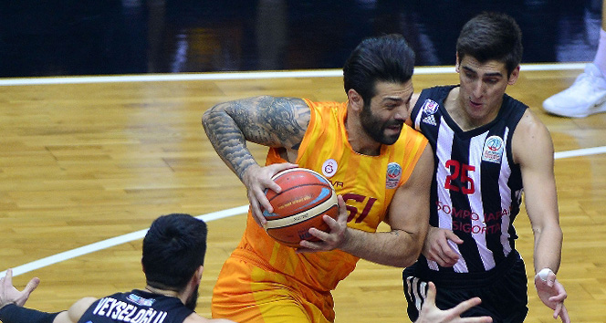 Galatasaray’da Göksenin Köksal 2 hafta yok