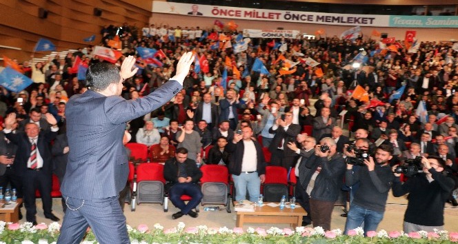 AK Parti Nevşehir Belediye Başkan adayı Arı projelerini açıkladı