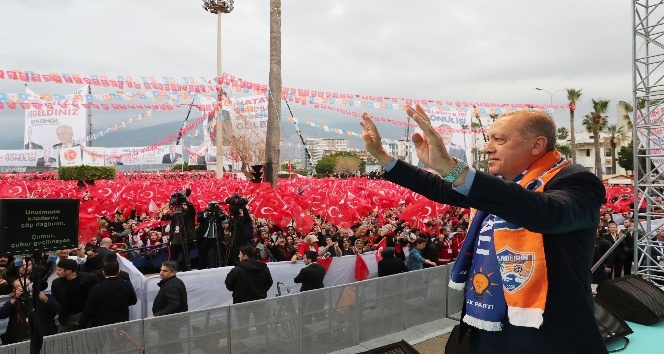 Erdoğan: &quot;Terör koridoru oluşturulmasına fırsat vermeyeceğiz&quot; (1)
