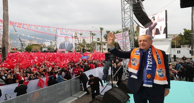 Erdoğan: &quot;Onlar sırtını Kandil’e, bizse barış şehri Hatay’a yasladık&quot; (2)