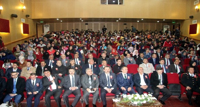 İstiklal Marşı’nın Kabulü ve Mehmet Akif Ersoy’u Anma Günü Kilis’te kutlandı