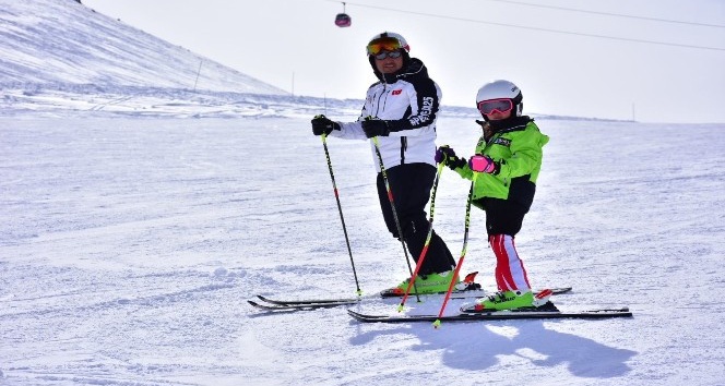 Şampiyon babanın şampiyon kızı festivale damgasını vurdu