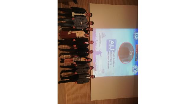 Uşak Üniversitesinde etkili iletişim konferansı düzenlendi